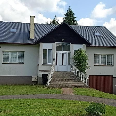Apartamenty Rownia Ustrzyki Dolne Eksteriør billede